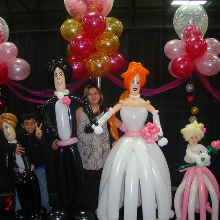 Balloon figurines and decorations