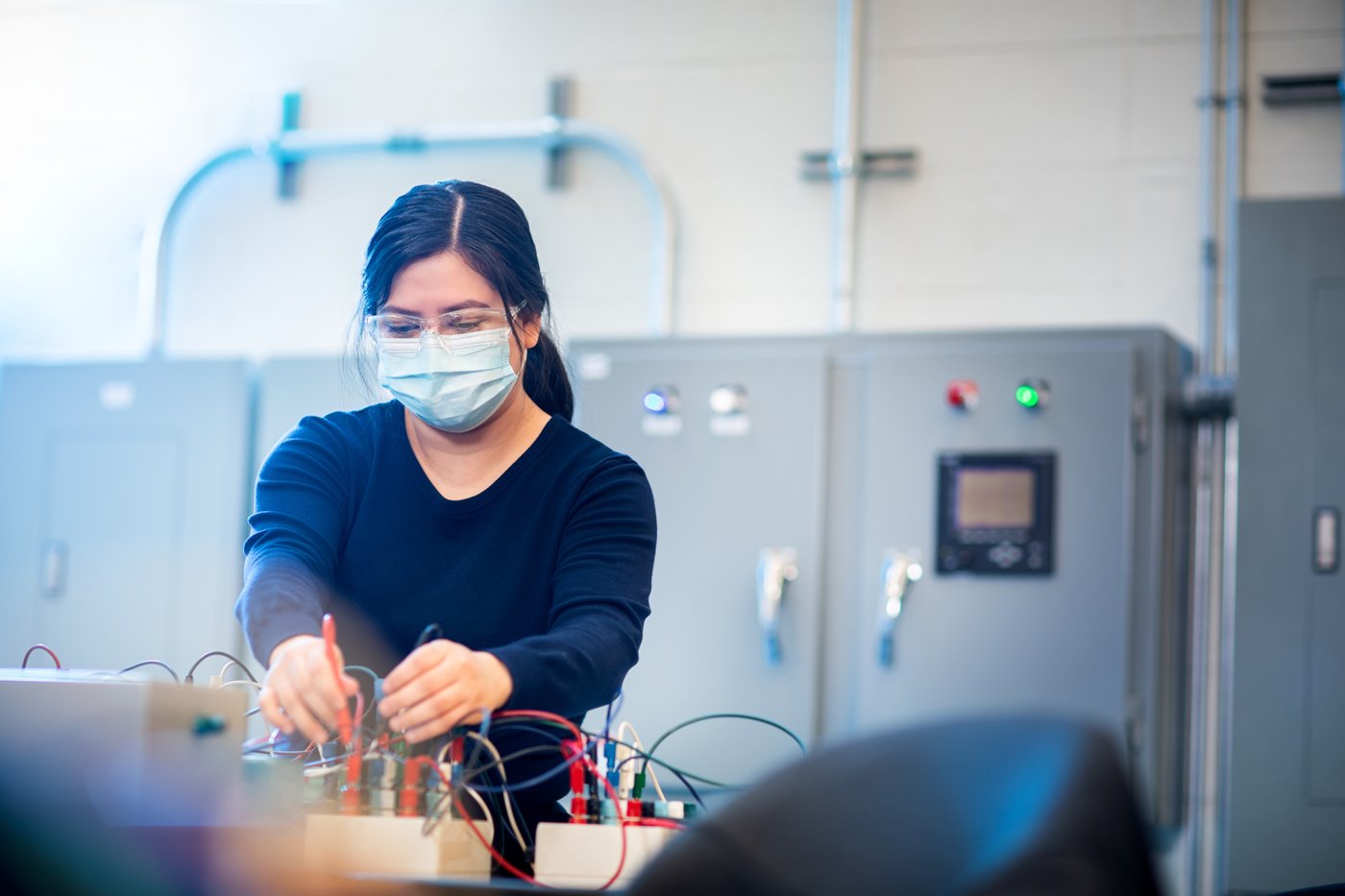Learnlab Electrical In-Person Lab Tours: Electrical Engineering Technology - NAIT